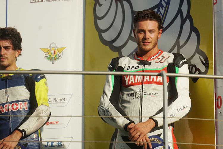 Alessandro Daina sul podio (foto di C. Olivieri)